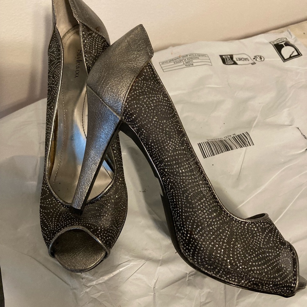 Women’s heels